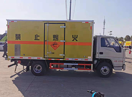 涡阳爆破器材运输车
